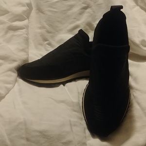 James Perse slip on Scuba sneakers sz 8